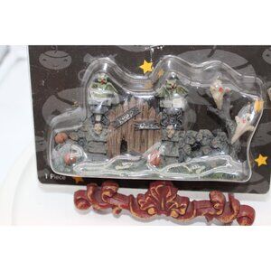 Jo-Ann Fabric Spooky Hollow - Resin Gate